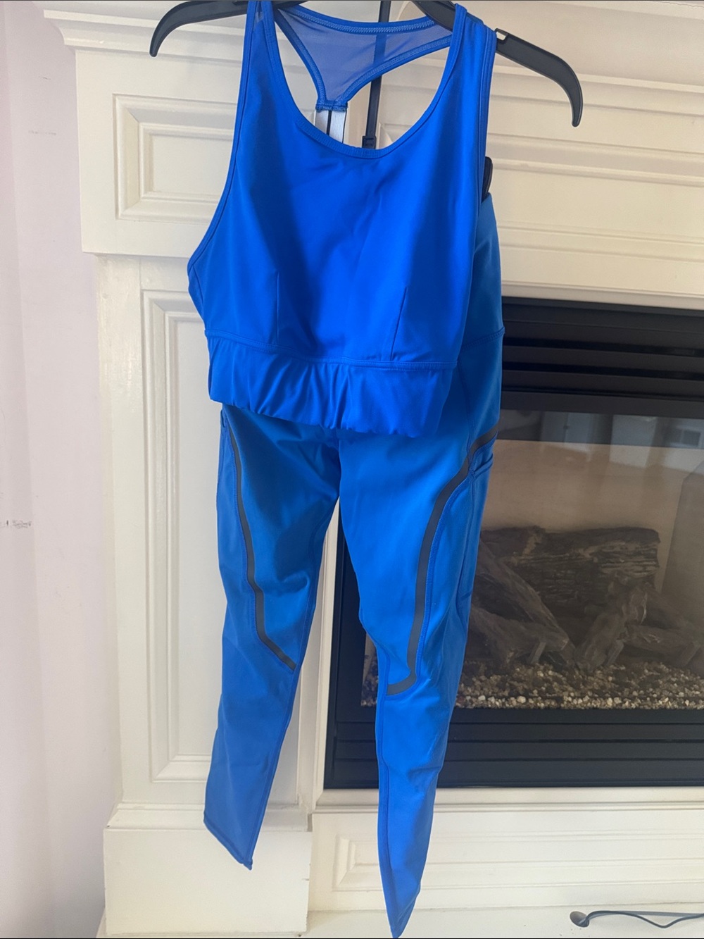 Sports Illustrated Electric Blue High-Support Sports Bra & Leggings